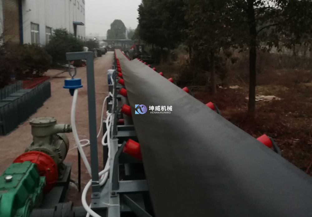 甘肅蘭州TD75皮帶機(jī)發(fā)貨現(xiàn)場(chǎng)